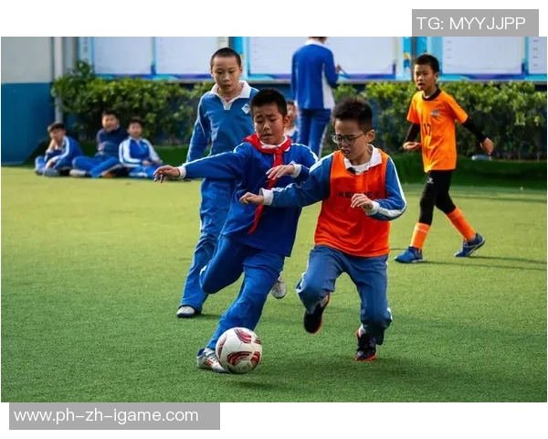 足球朋友圈的魅力与激情分享让我们一起感受绿茵场上的友谊与竞争